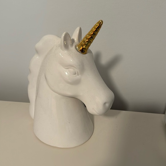 Unicorn piggy bank. New. 11". White gold - Picture 2 of 3